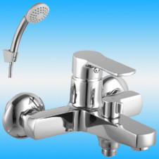 Смеситель для ванны LEMARK GRACE LM1512С с коротким монолитным изливом