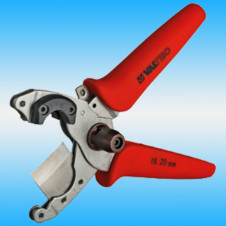 Резак для металопластиковых труб VALTEC VTm.393 ø 16-20