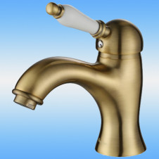 Смеситель для умывальника AKSY BAGNO Biti 302 Bronze однорычажный, короткий литой излив, бронза
